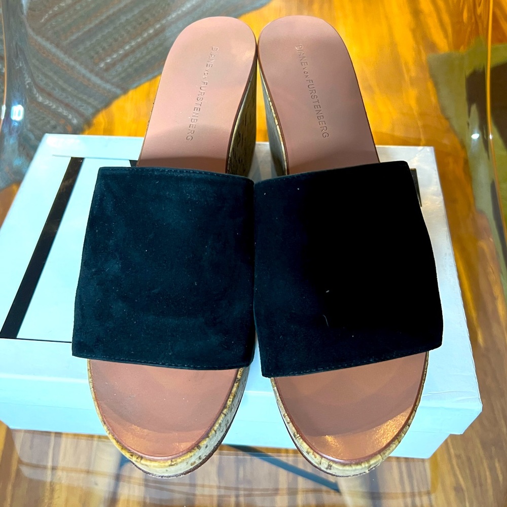 DVF sandal